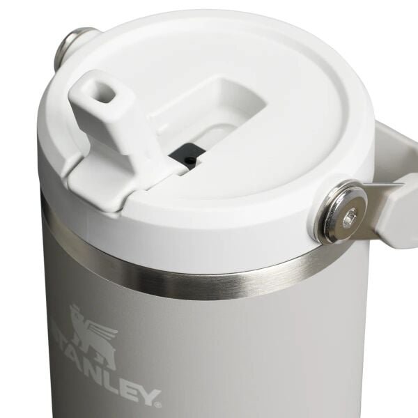 Stanley The IceFlow™ Flip Straw Tumbler 0.89 Litre Ash